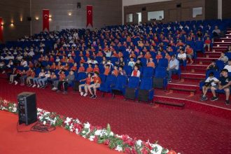 ‘Tiyatro İzlemeyen Çocuk Kalmasın’ Projesi, Mersin’in 13 Ilçesinden 21 Binden Fazla Çocuğa Ulaştı