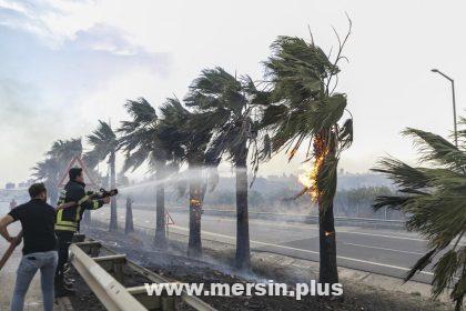 Mersin İtfaiyesi Yangınlar Ve Önlenmesi Konularında Bilgi Verdi