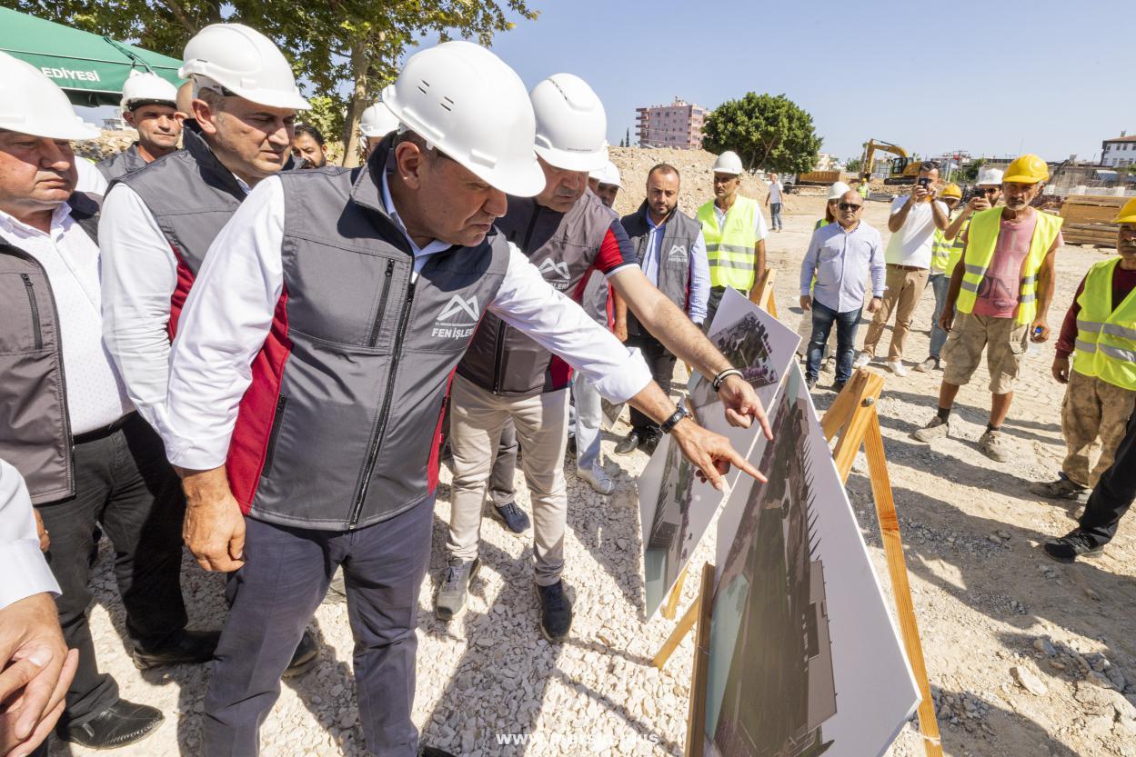 Başkan Seçer Sözünü Vermişti; Silifke Sosyal Yaşam Merkezi İnşaatı Sürüyor