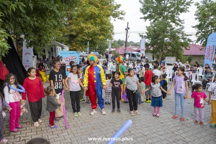 Mersinin-Dort-Bir-Yanini-Koy-Bizim-Senlik-Bizim-Etkinlikleri-Sardi