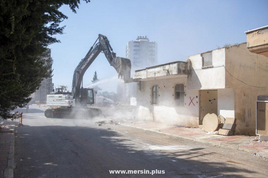 Mersin Büyükşehir 40 Yıldır Açılmayan Yolu Açıyor