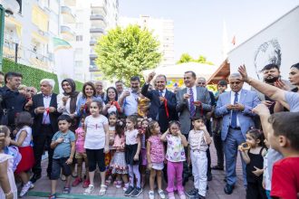 Başkan Seçer, Toroslar Belediyesi’nin ‘Osmaniye Mahallesi Gündüz Bakımevi’nin Açılışına Katıldı