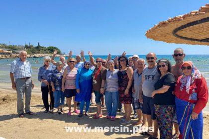 Emekliler Büyükşehir’le Akdeniz’in Keyfini Çıkarıyor