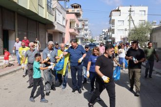 Toroslar'da Temizlik İş Birliği Devam Ediyor