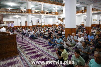 Vali Ali Hamza Pehlivan, Erdemli'Deki Merkez Camii'Nde Düzenlenen Mevlid Kandili'Nin Katılımına İzin Verdi.