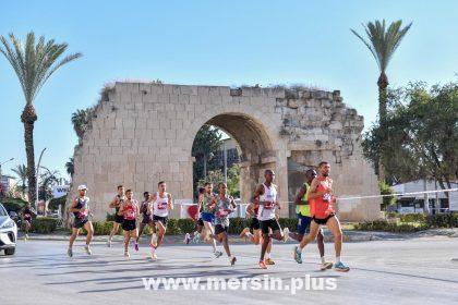 “16. Uluslararası Tarsus Yarı Maratonu” Düzenlendi