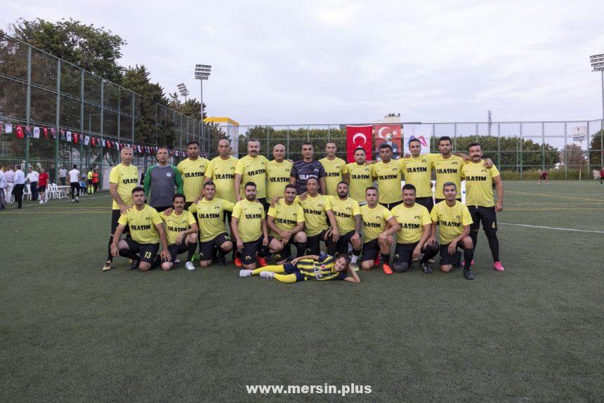 Büyükşehir Belediyesi 3. Birimler Arası Futbol Turnuvasını Açtı