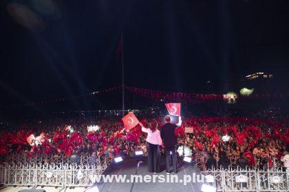 Melike Şahin Konseri Ile Büyükşehir'In Gençlik Festivali Muhteşem Bir Şekilde Sona Erdi.