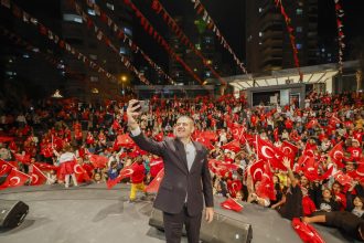 Mezitli'De Cumhuriyet Kutlamaları Büyük Bir Coşkuyla Yapıldı.