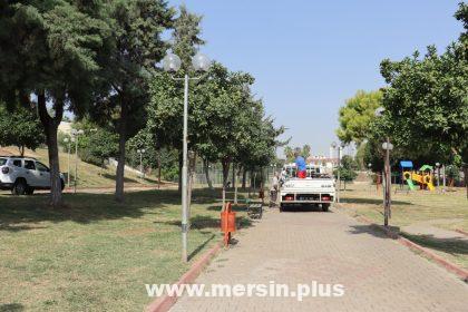 Toroslar Belediyesi, Parklardaki Aydınlatma Sistemlerini Güncelliyor.