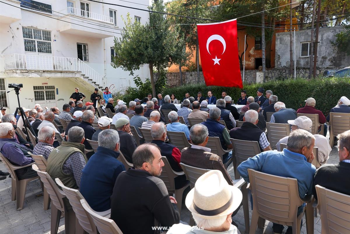 Toroslar İlçesi Bekiralan Mahallesi'Nde Vali Ali Hamza Pehlivan, Vatandaşlarımızla Buluştu.