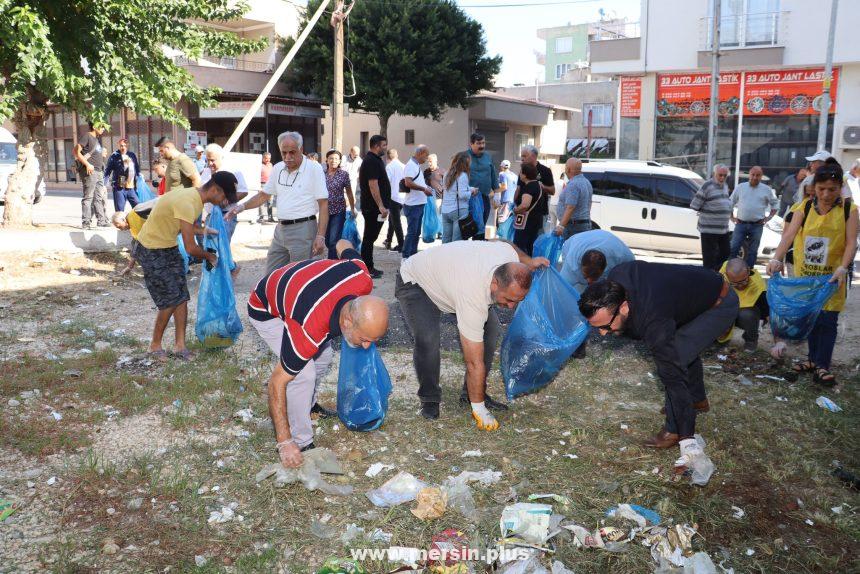 Toroslar'Da Derin Temizlik Çalışmaları Sürüyor