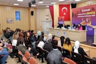 Akdeniz Belediyesi'Nden &Quot;Şiddeti Durdurmak İçin Sözümüz Var&Quot; Adlı Bir Panel Düzenlendi