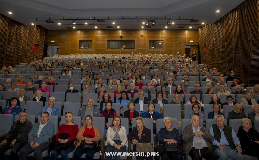 ‘Misafir’ Oyunu Perdelerini Büyükşehir’in Emekli Evi Üyeleri’ne Açtı