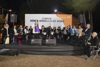 'Dünya Gönüllüler Günü Etkinliği' Tarsus Gençlik Kampı'Nda Gerçekleşti