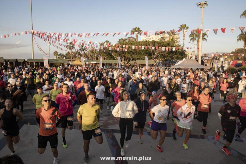 Hello Mersin, ‘6. Uluslararası Mersin Maratonu’na Destek Verdi