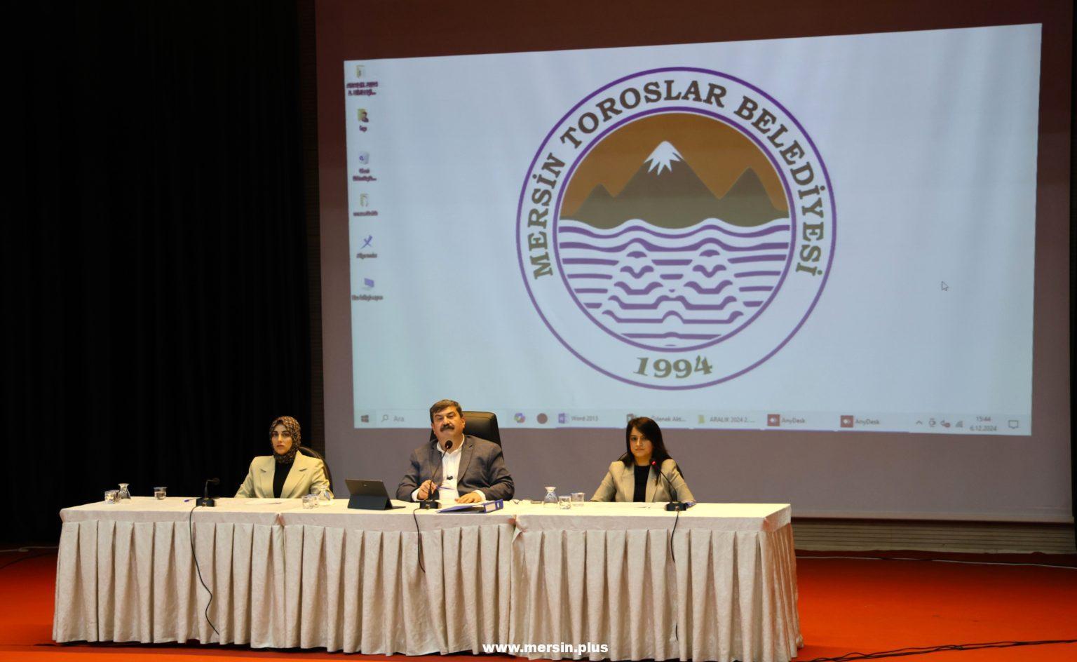 Toroslar Belediye Başkanı Yıldız, 160 Gündür Rapor Alarak İşe Gelmeyenlere Tepki Gösterdi