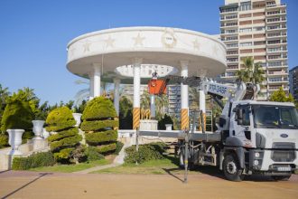 Mersin Büyükşehir Belediyesi, Taraftarlar İçin Önemli Olan Meydanlarda Kapsamlı Bir Çalışma Süreci Başlattı.